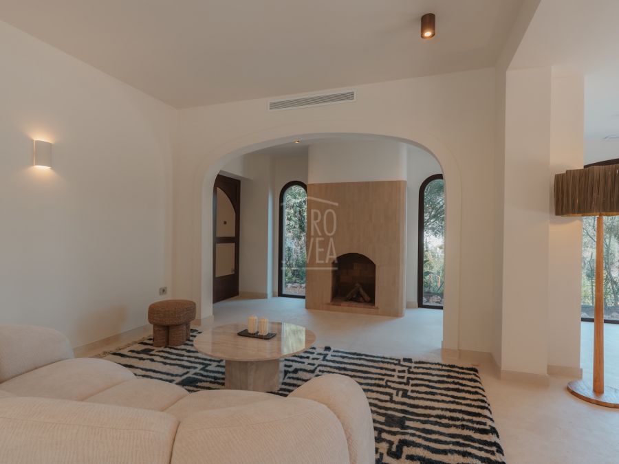 Casa Dos Granados in Cap Marti, a luxurious and charming Mediterranean retreat