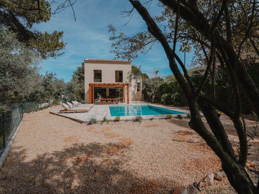 Casa Dos Granados in Cap Marti, a luxurious and charming Mediterranean retreat