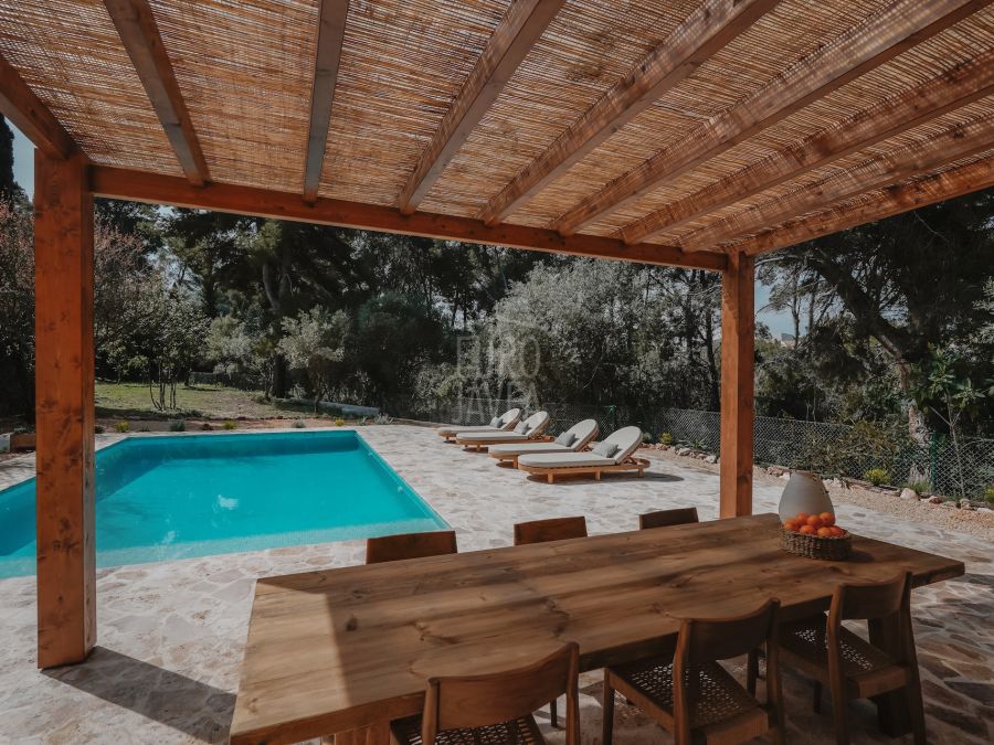 Casa Dos Granados in Cap Marti, a luxurious and charming Mediterranean retreat