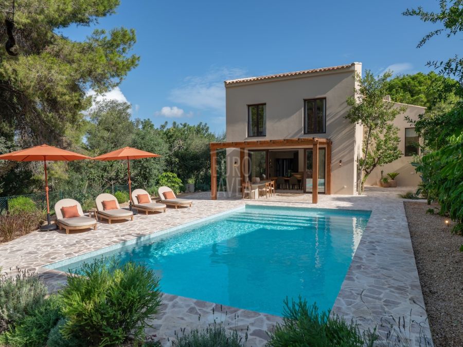 Casa Dos Granados en Cap Marti, un refugio Mediterráneo de lujo y encanto