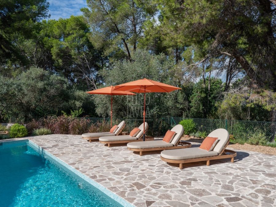 Casa Dos Granados en Cap Marti, un refugio Mediterráneo de lujo y encanto