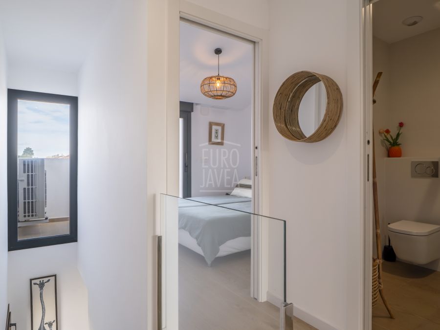 Moderno dúplex con dos terrazas soleadas y vistas panoramicas en la zona del Arenal.