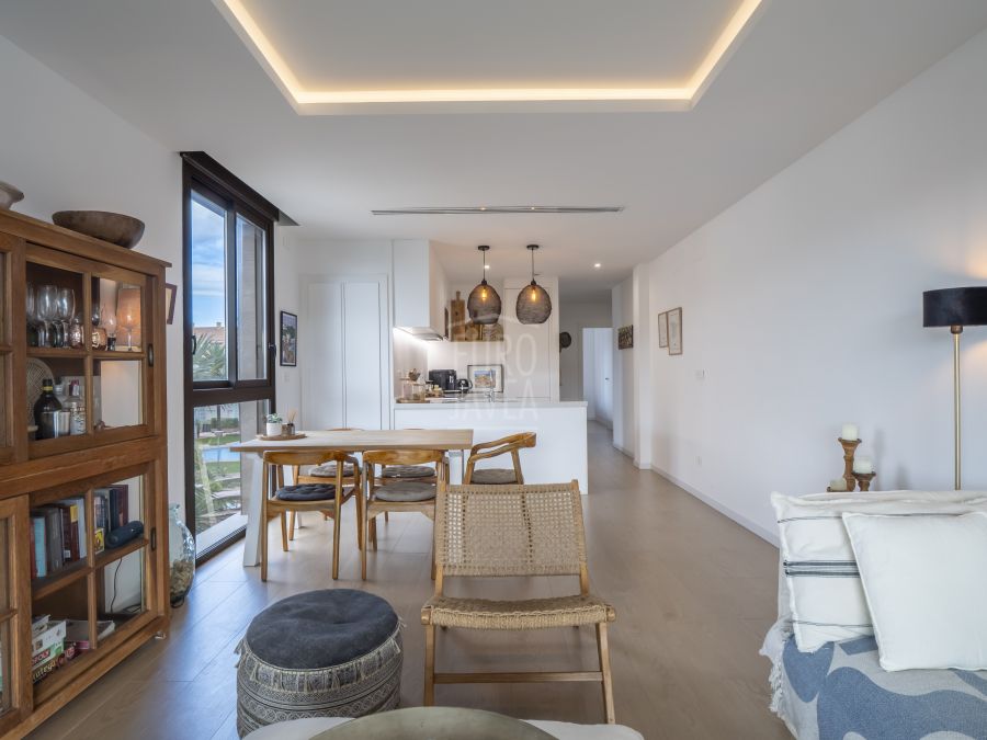 Moderno dúplex con dos terrazas soleadas y vistas panoramicas en la zona del Arenal.