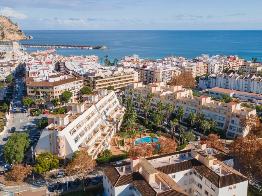 Exclusief te koop: appartement in het centrum van de haven van Jávea