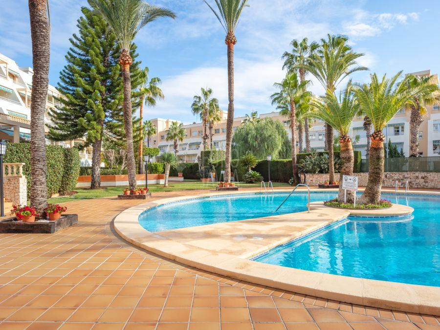 Exclusief te koop: appartement in het centrum van de haven van Jávea