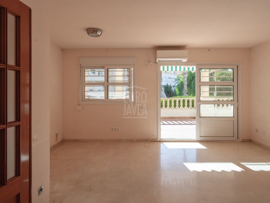 Exclusief te koop: appartement in het centrum van de haven van Jávea