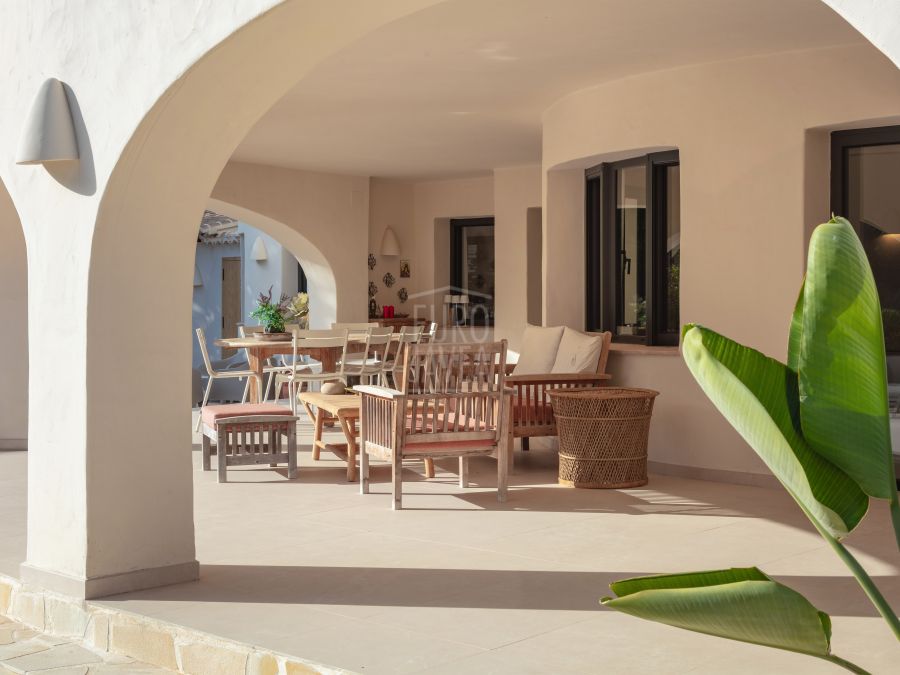 Villa Serena, elegant mediterraan toevluchtsoord met uitzicht op zee