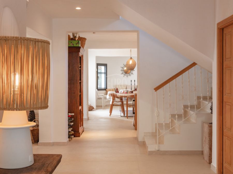 Villa Serena, elegant mediterraan toevluchtsoord met uitzicht op zee