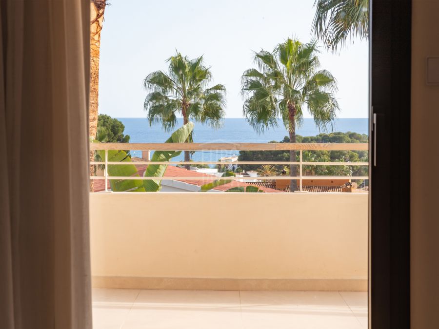 Villa Serena, elegant mediterraan toevluchtsoord met uitzicht op zee