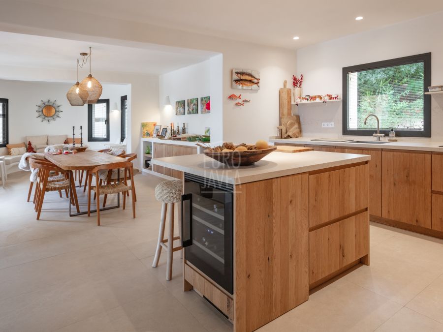 Villa Serena, elegant mediterraan toevluchtsoord met uitzicht op zee