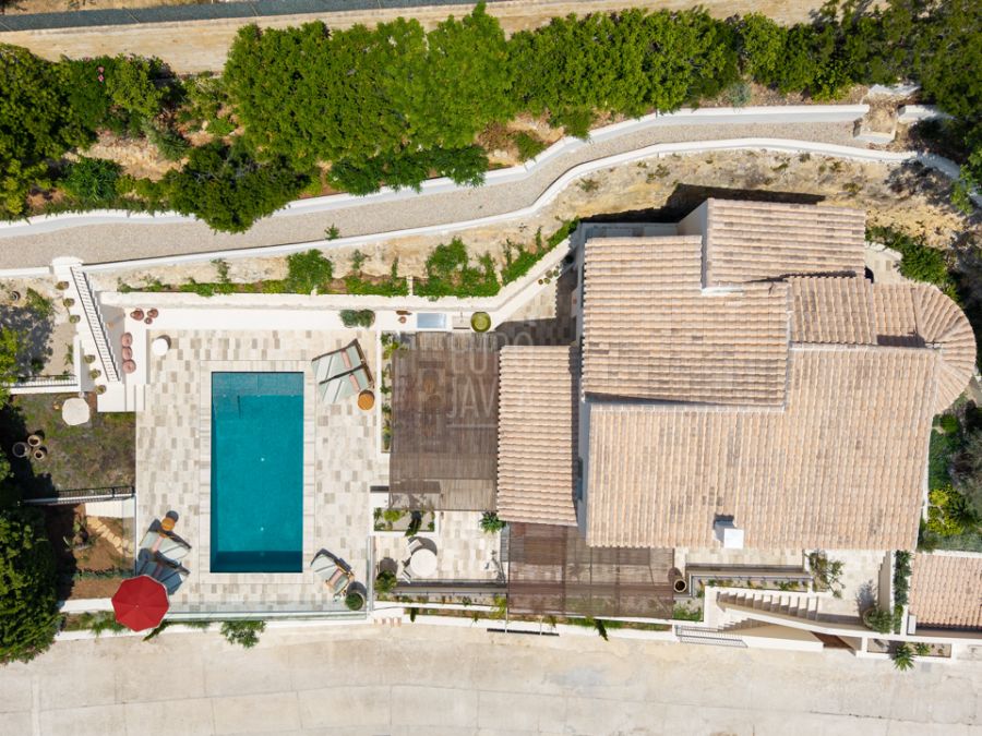Luxury retreat, Casa Llicsó with panoramic sea view in La Corona