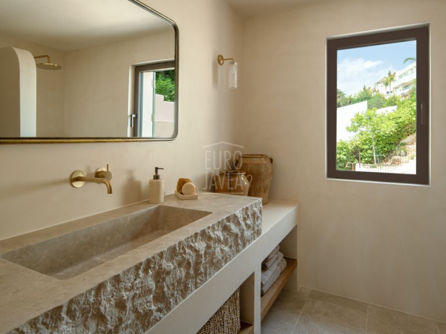 Luxury retreat, Casa Llicsó with panoramic sea view in La Corona
