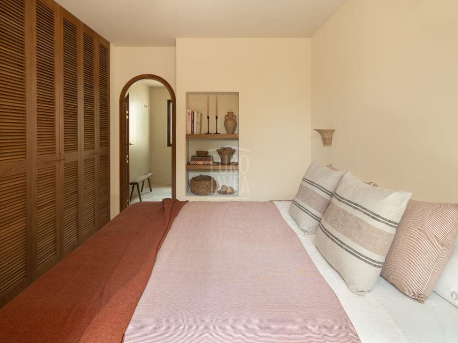 Luxury retreat, Casa Llicsó with panoramic sea view in La Corona