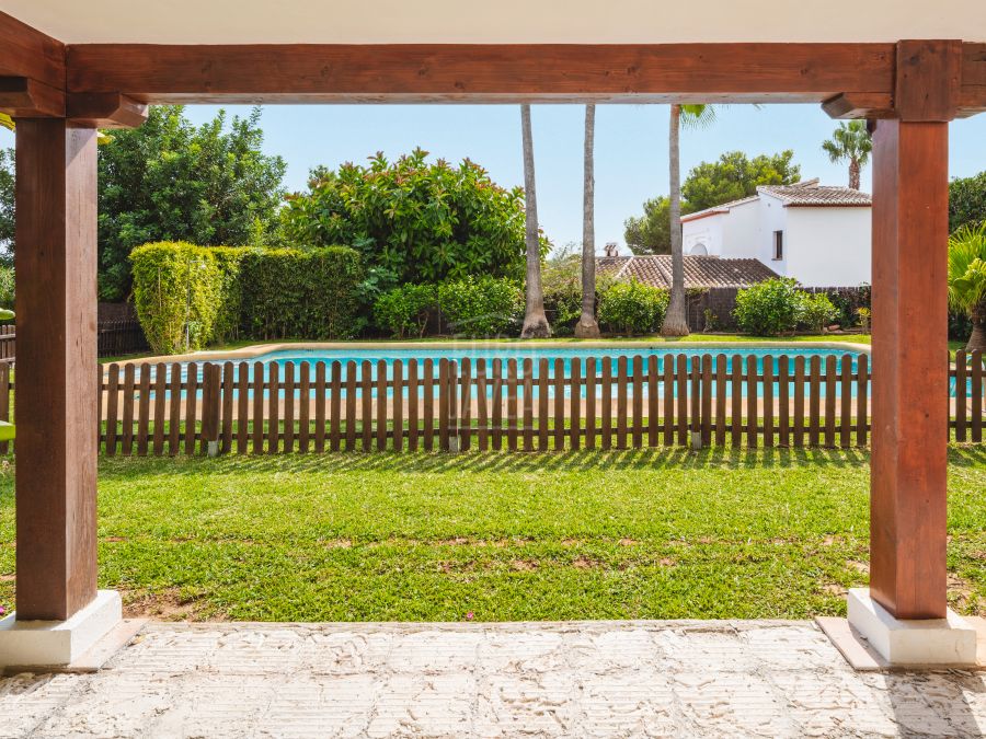 Villa Lucent for sale exclusively in the Montgó area of Jávea