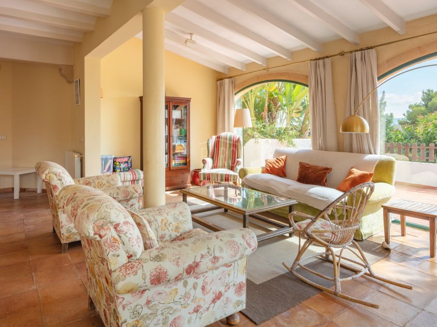 Villa Lucent for sale exclusively in the Montgó area of Jávea