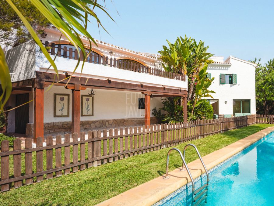 Villa Lucent for sale exclusively in the Montgó area of Jávea