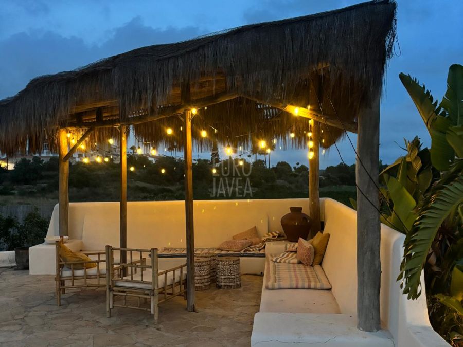 Charmant landhuis met zwembad en mediterrane tuin in Benitachell