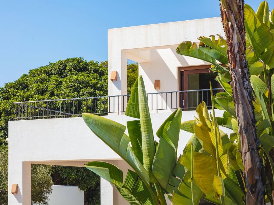 Villa Andrago, élégance méditerranéenne face à la mer à Moraira