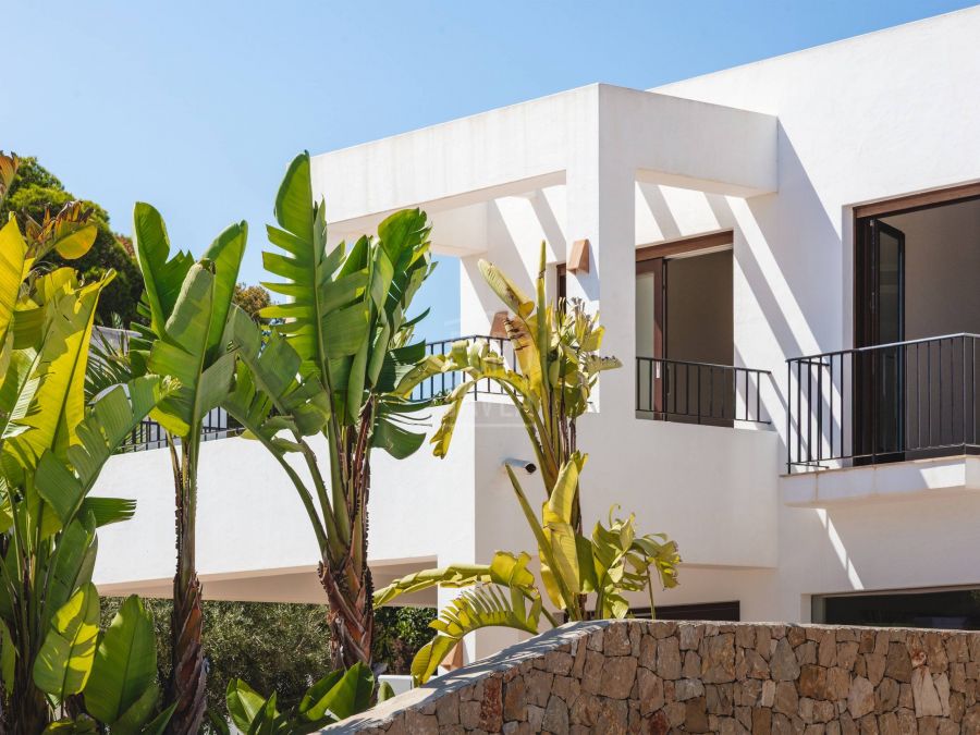 Villa Andrago, élégance méditerranéenne face à la mer à Moraira