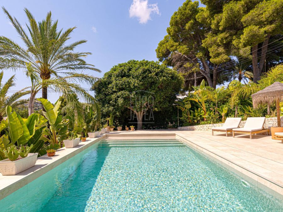 Villa Mareta, charmante villa gerenoveerd in mediterrane stijl in Tosalet