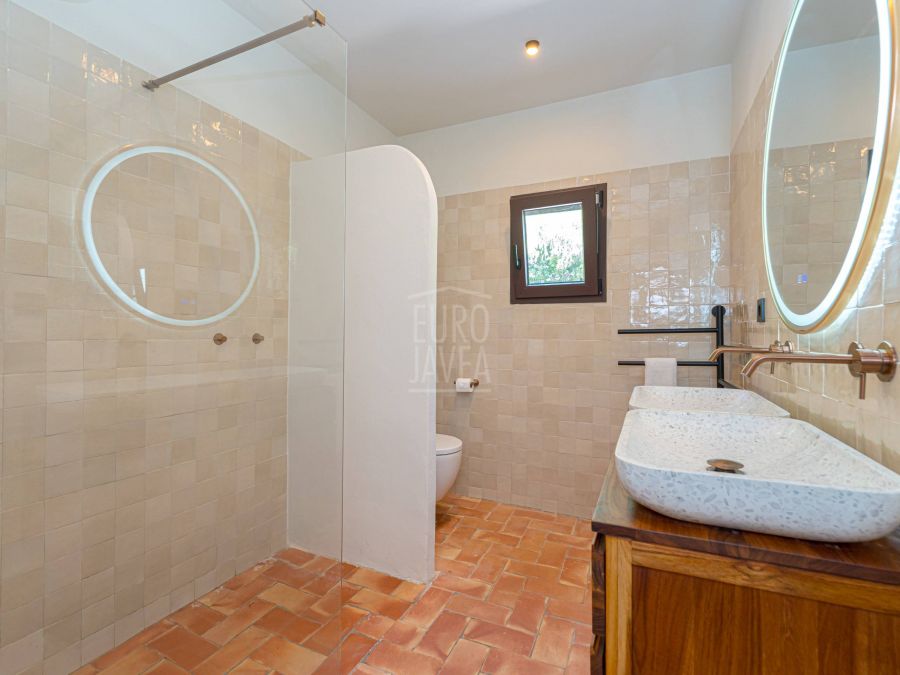 Villa Mareta, charmante villa gerenoveerd in mediterrane stijl in Tosalet