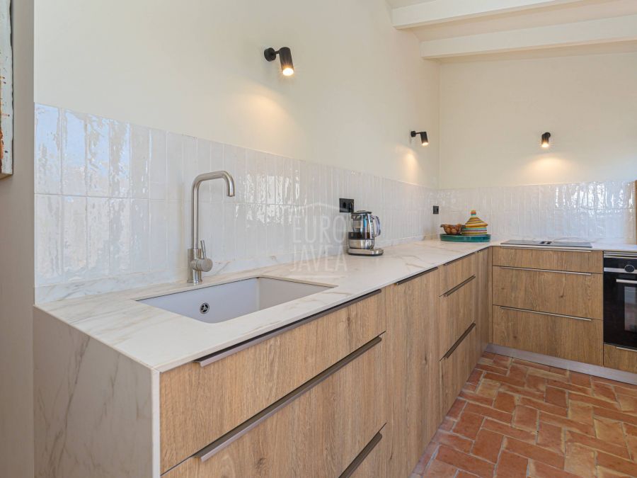 Villa Mareta, charmante villa gerenoveerd in mediterrane stijl in Tosalet