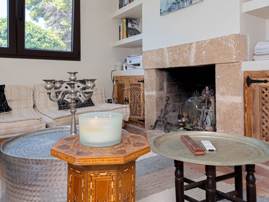 Villa Mareta, charmante villa gerenoveerd in mediterrane stijl in Tosalet