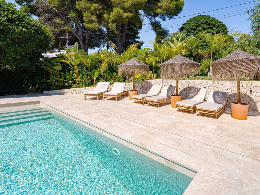 Villa Mareta, charmante villa gerenoveerd in mediterrane stijl in Tosalet