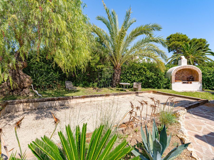 Villa Mareta, charmante villa gerenoveerd in mediterrane stijl in Tosalet