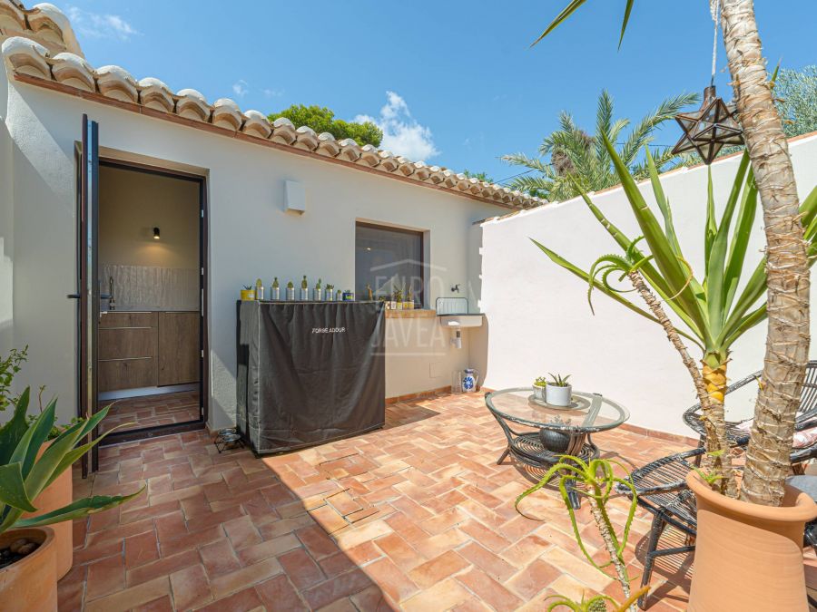 Villa Mareta, charmante villa gerenoveerd in mediterrane stijl in Tosalet