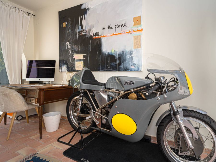 Villa Mareta, charmante villa gerenoveerd in mediterrane stijl in Tosalet