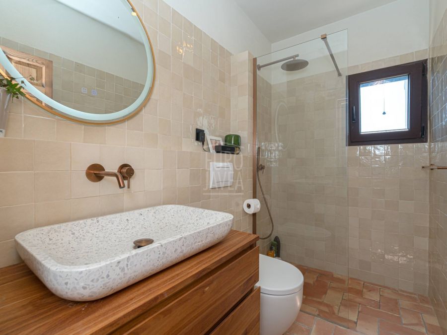 Villa Mareta, charmante villa gerenoveerd in mediterrane stijl in Tosalet