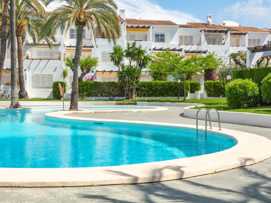 Exclusive, Modern apartment in Montañar I, Jávea, walking distance to the sea