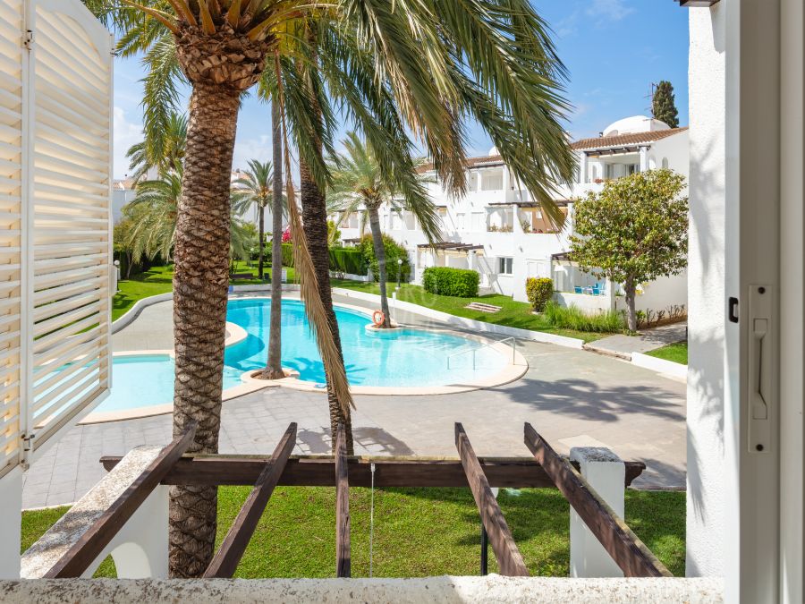Exclusive, Modern apartment in Montañar I, Jávea, walking distance to the sea