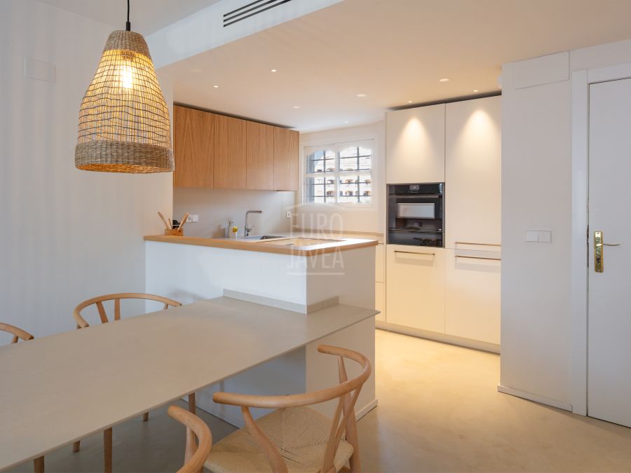 Exclusive, Modern apartment in Montañar I, Jávea, walking distance to the sea
