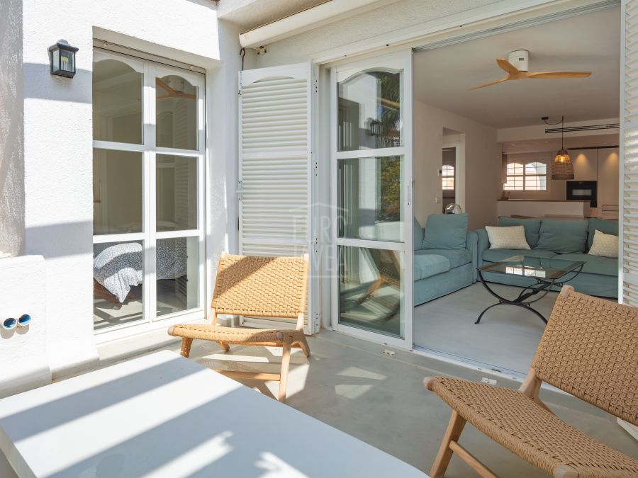 Exclusive, Modern apartment in Montañar I, Jávea, walking distance to the sea