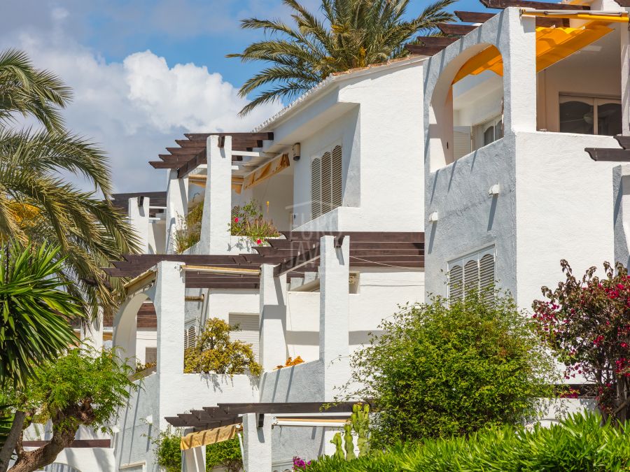 Exclusive, Modern apartment in Montañar I, Jávea, walking distance to the sea