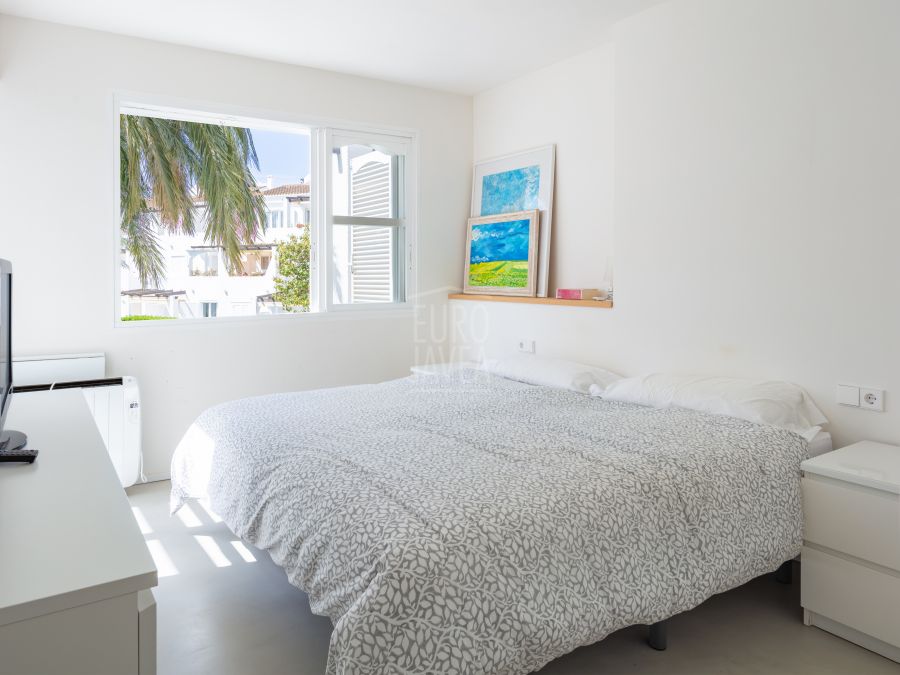 Exclusive, Modern apartment in Montañar I, Jávea, walking distance to the sea