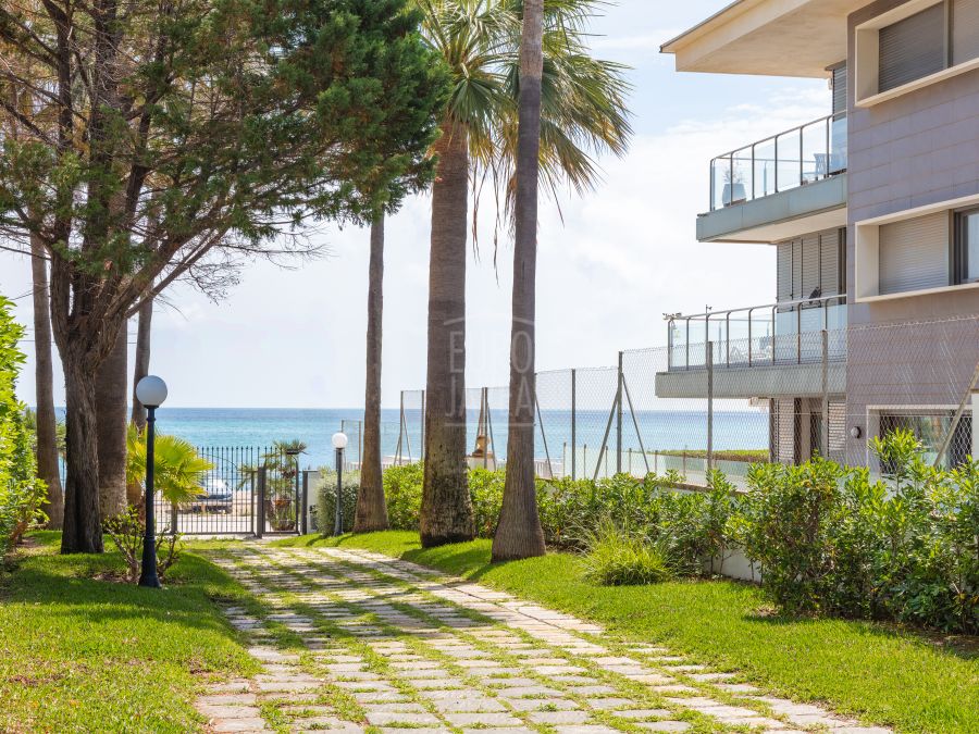Exclusive, Modern apartment in Montañar I, Jávea, walking distance to the sea