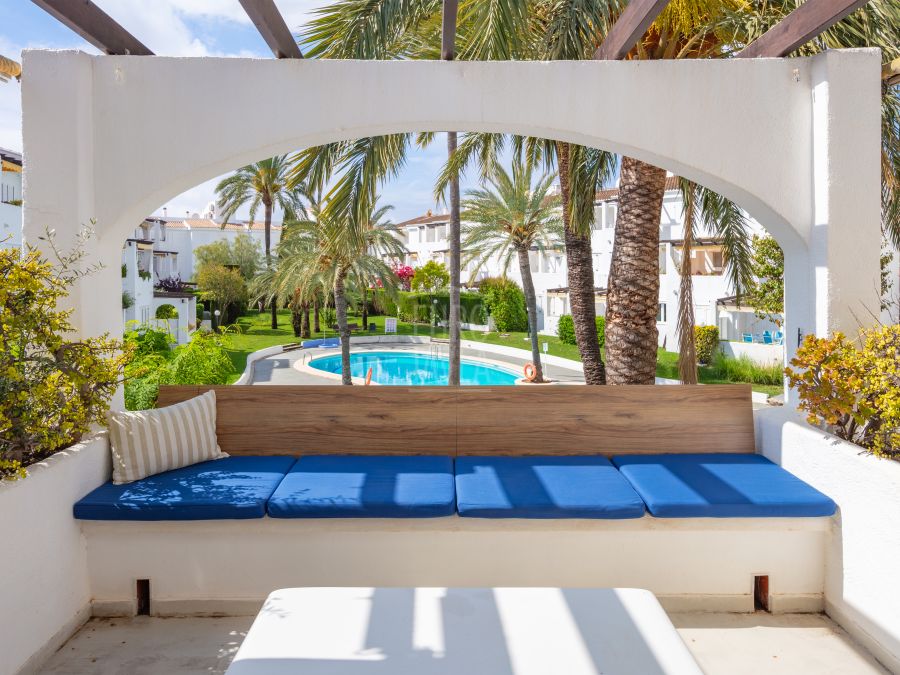 Exclusive, Modern apartment in Montañar I, Jávea, walking distance to the sea