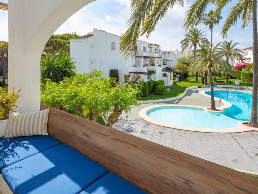 Exclusive, Modern apartment in Montañar I, Jávea, walking distance to the sea