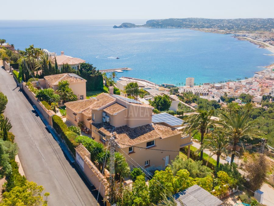 Exclusive Sea View Villa Elena with Guest Apartments in Cuesta San Antonio, Jávea