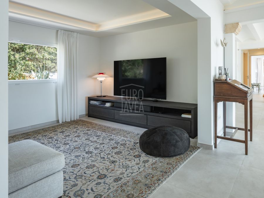 Exclusive Sea View Villa Elena with Guest Apartments in Cuesta San Antonio, Jávea