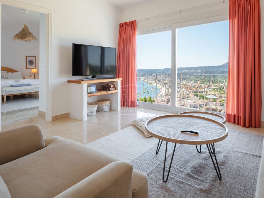 Exclusive Sea View Villa Elena with Guest Apartments in Cuesta San Antonio, Jávea