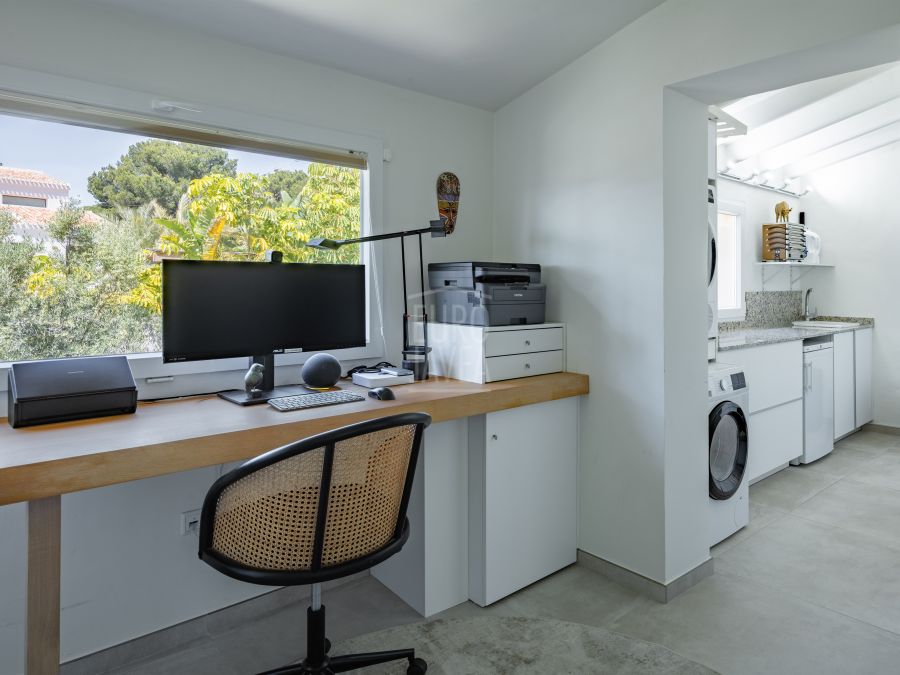 Exclusive Sea View Villa Elena with Guest Apartments in Cuesta San Antonio, Jávea