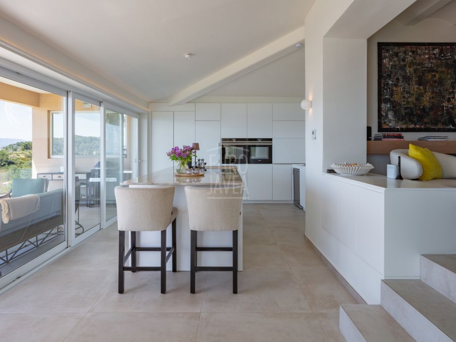 Exclusive Sea View Villa Elena with Guest Apartments in Cuesta San Antonio, Jávea