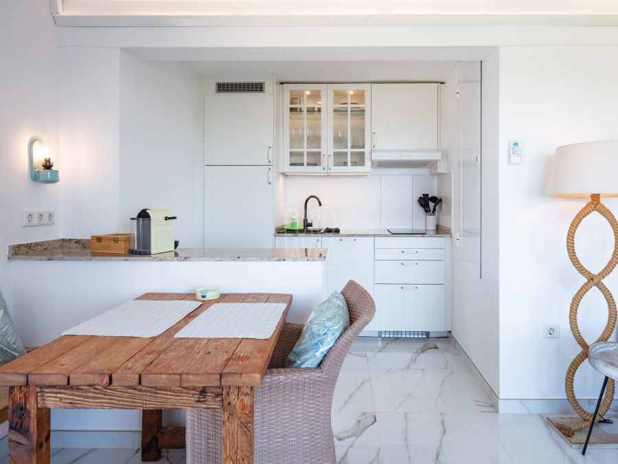 Exclusive Sea View Villa Elena with Guest Apartments in Cuesta San Antonio, Jávea