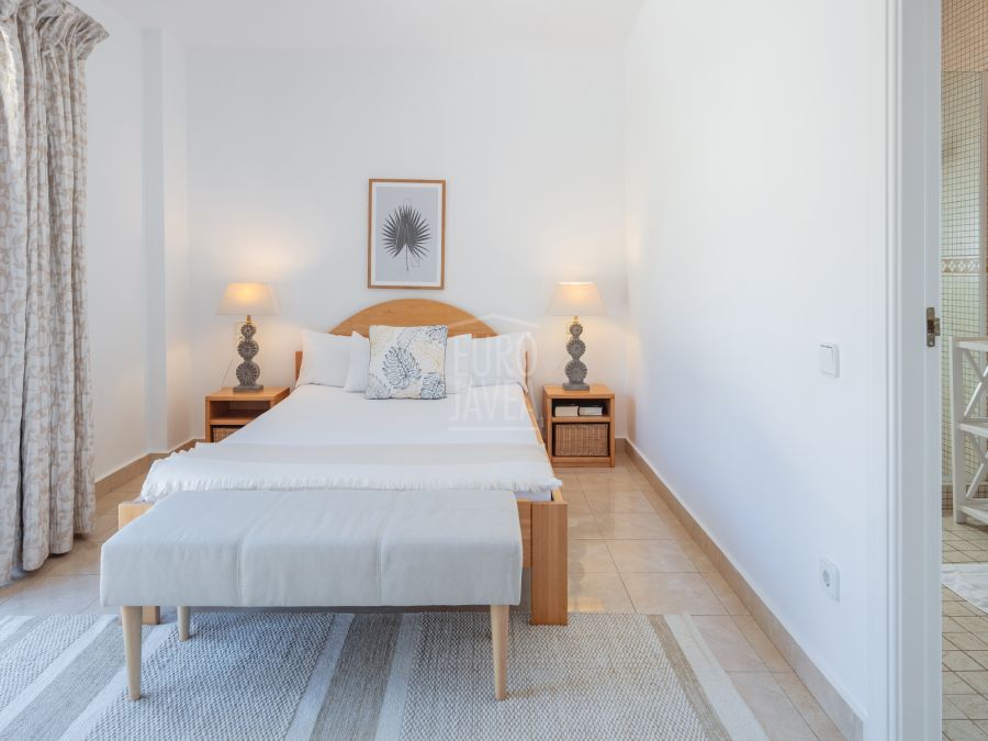 Exclusive Sea View Villa Elena with Guest Apartments in Cuesta San Antonio, Jávea