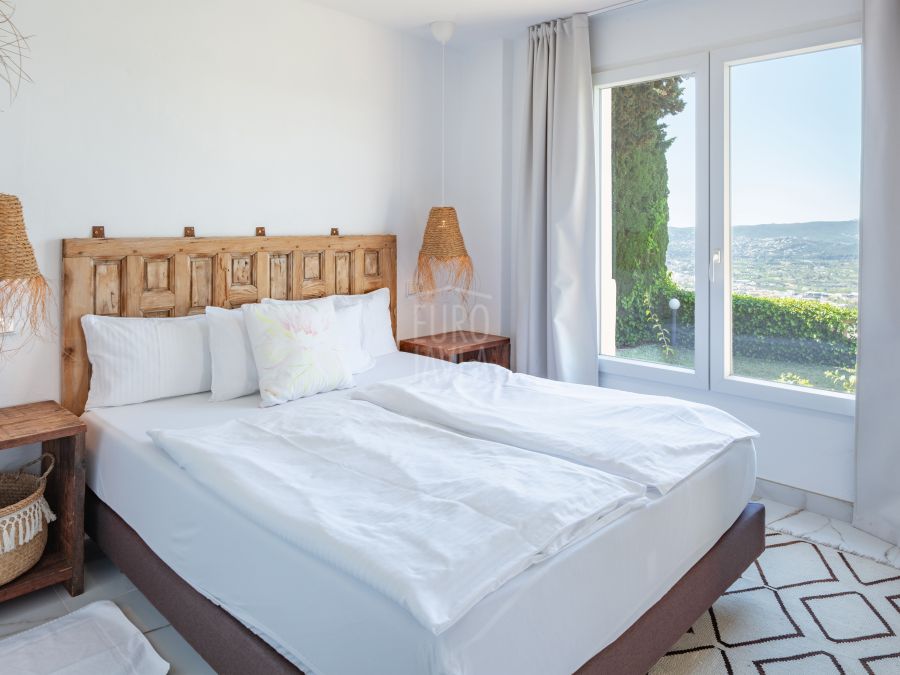 Exclusive Sea View Villa Elena with Guest Apartments in Cuesta San Antonio, Jávea