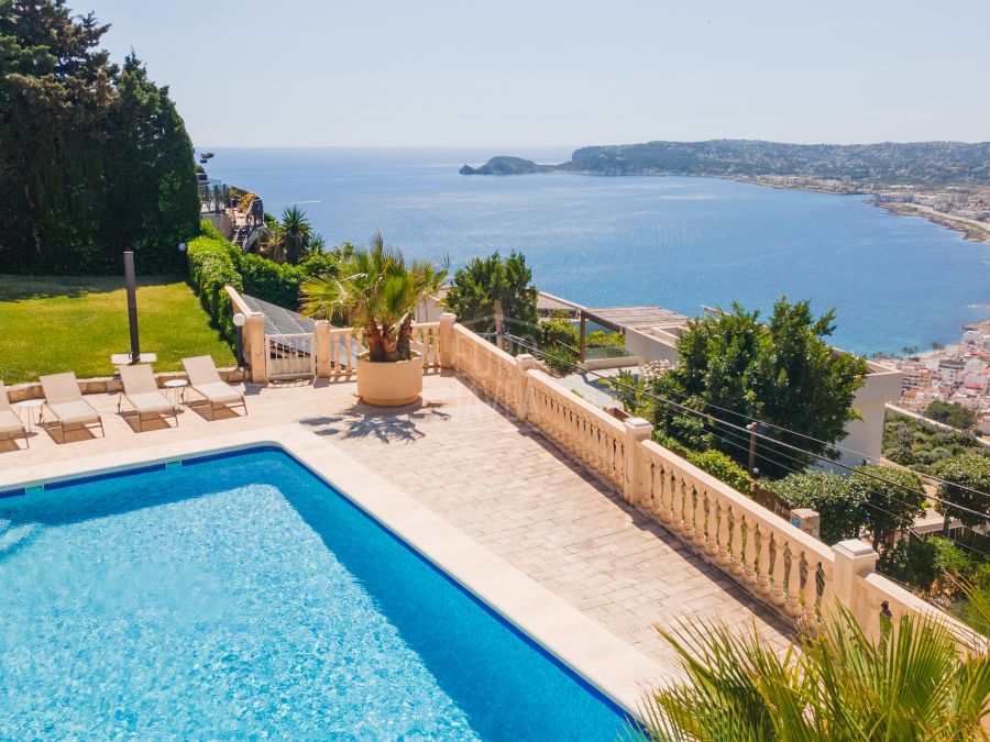 Exclusive Sea View Villa Elena with Guest Apartments in Cuesta San Antonio, Jávea
